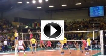 Video: Modena Volley - Perugia: il punto della vittoria di Luca Vettori, 3 a 1 per i gialli !