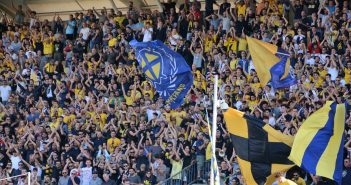 Modena FC - Resto del Carlino - Già 1800 tifosi hanno acquistato il biglietto per Reggio: in vendita ancora 200 tagliandi