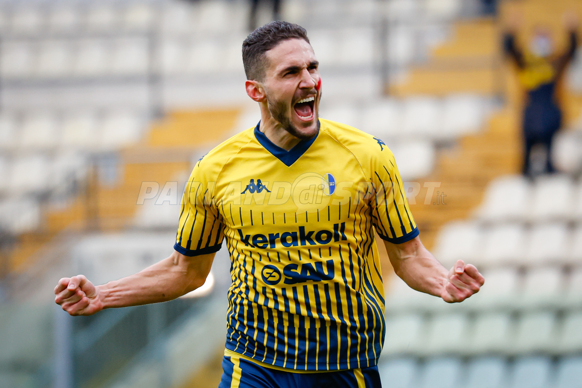 Modena Fc Paulo Azzi Rester In Giallobl Duello Bari Reggiana Per 