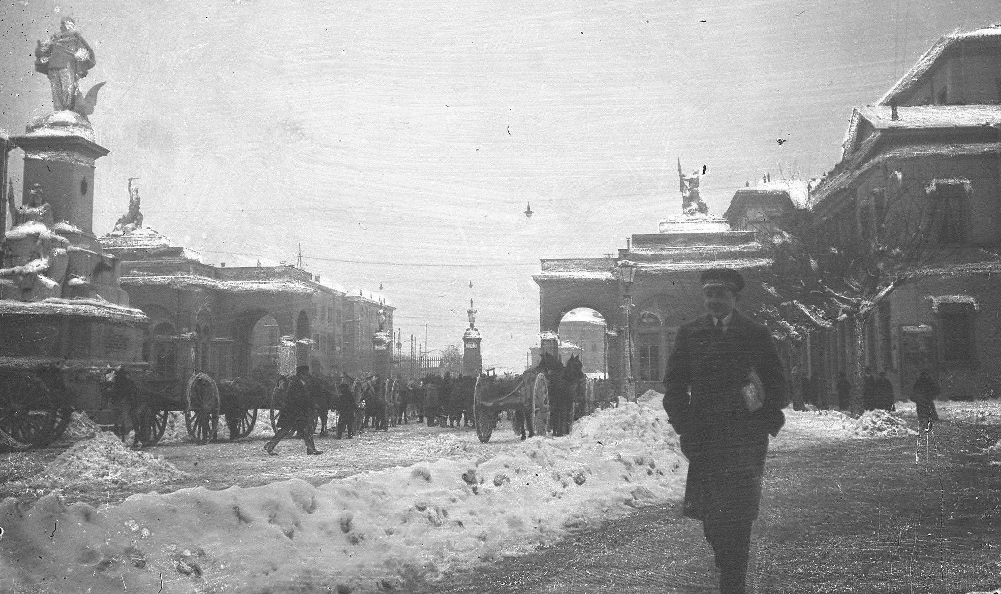 Barriera Vittorio Emanuele subito dopo la memorabile nevicata del 1909.
