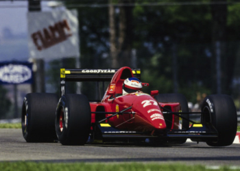 IMOLA, ITALY - MAY 17: Jean Alesi, Ferrari F92A during the San Marino GP at Imola on May 17, 1992 in Imola, Italy. (Photo by LAT Images)