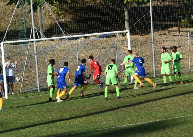 Il Baiso in gol col Camposanto
