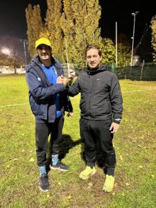 Gli allenatori delle due squadre: da sinistra Alessandro Denti della Savignanese e Gabriele Trombetta dell’Atletico Spm