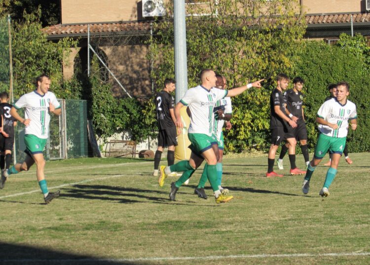 Matteo Caselli dopo l'1-0 (ph Pierotti)