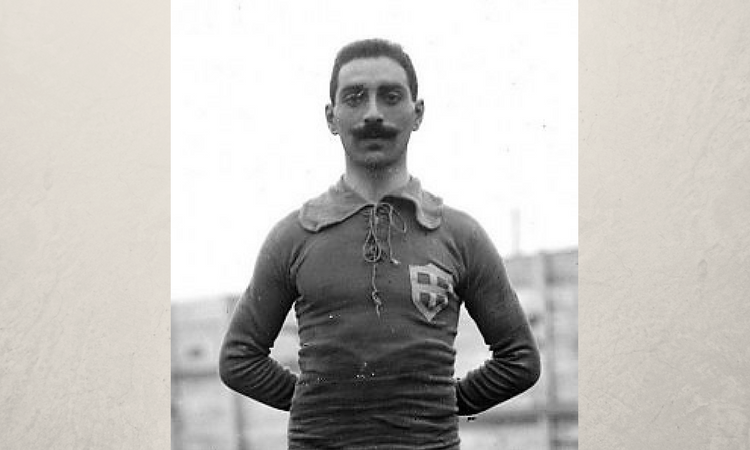 Foto Uomo nel Pallone