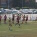 La palla da calcio d'angolo di Scarlata sembra essere dentro la porta
