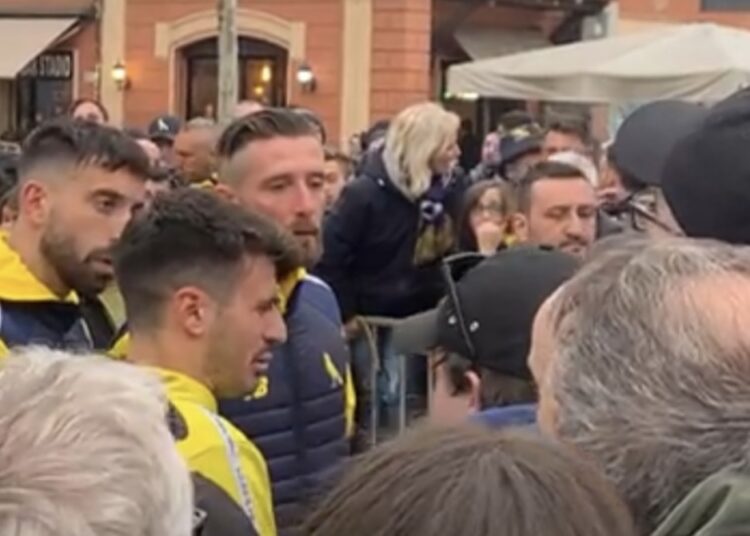 Foto Avanti Gialli