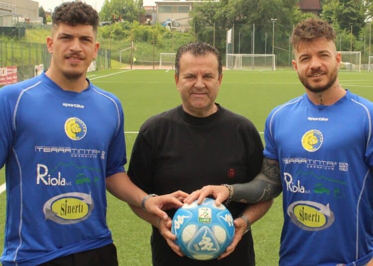 I fratelli Calaio col dg Paroli