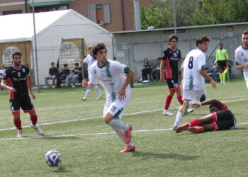 Cavani in azione contro il Camposanto