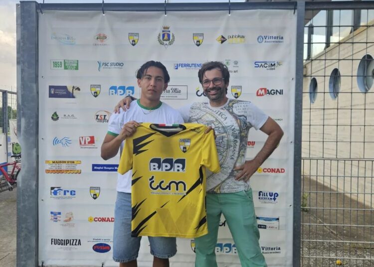 Ismail Bahi qui con l'ex tecnico del Castelfranco Stefano Azzani