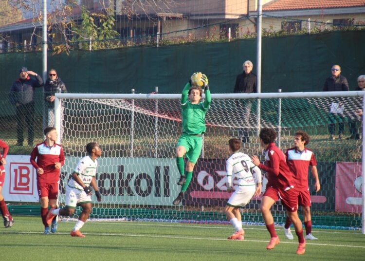 Il portiere Menozzi in Sanmichelese-Cstelnuovo