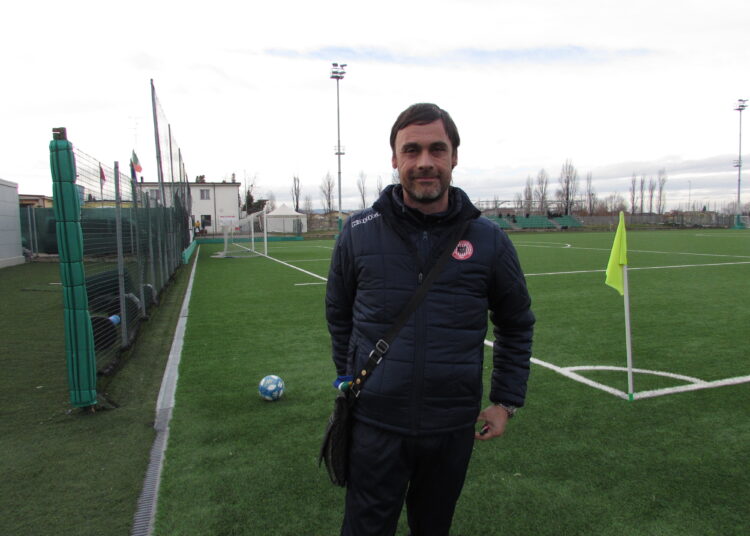 L'allenatore el Fiorano Andrea Parenti