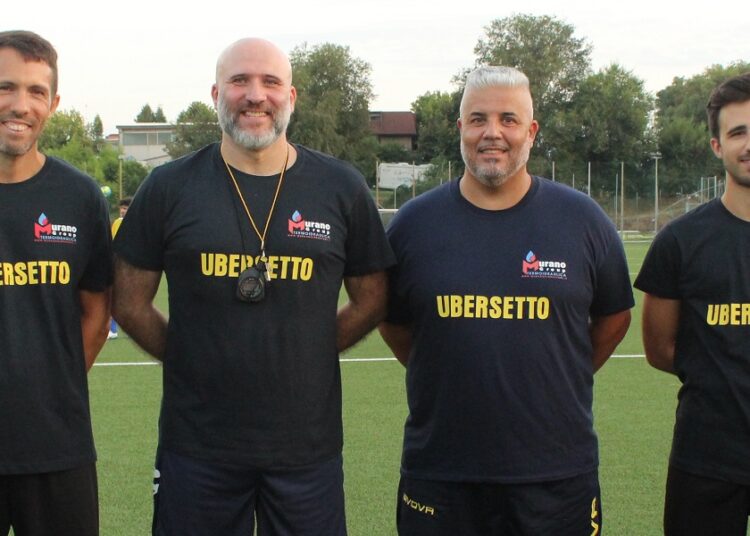 Lo staff tecnico dell'Ubersetto