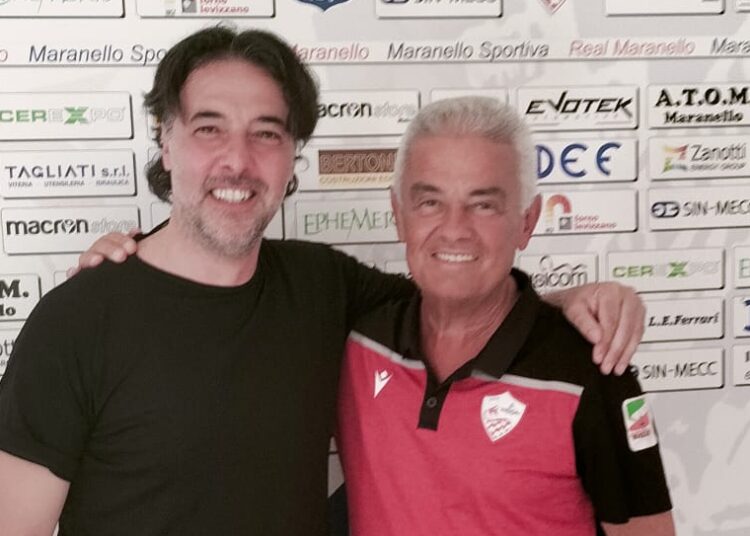 A sinistra mister Nobile col presidente del Real Maranello Silvano Giacobazzi